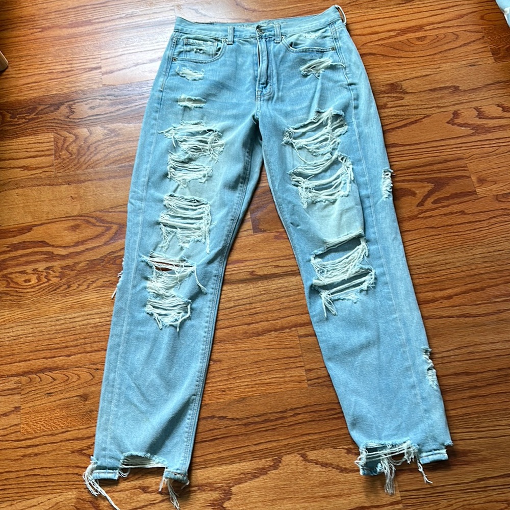 American Eagle Distressed Light Wash Jeans